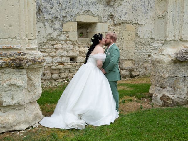 Le mariage de Loïc et Daphnée à Veuil, Indre 50