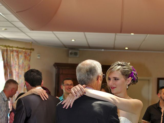 Le mariage de Bastien et Caroline à Sury-le-Comtal, Loire 26