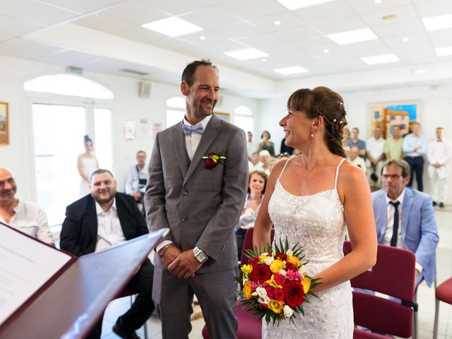 Le mariage de Pascal et Emilie à Châteauneuf-lès-Martigues, Bouches-du-Rhône 9