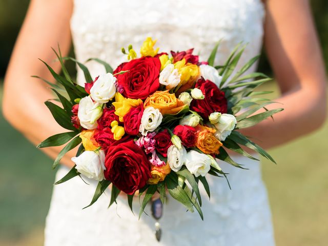 Le mariage de Pascal et Emilie à Châteauneuf-lès-Martigues, Bouches-du-Rhône 16