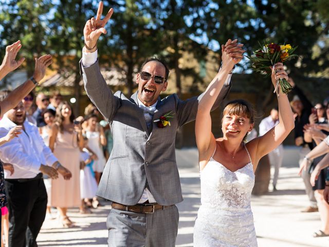 Le mariage de Pascal et Emilie à Châteauneuf-lès-Martigues, Bouches-du-Rhône 17