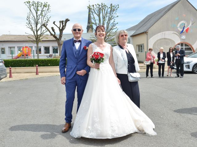 Le mariage de Jérémie et Aurélie à Méreau, Cher 11