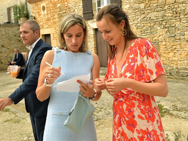 Le mariage de Brice et Raphaëlle à Brantôme, Dordogne 198
