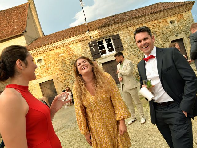 Le mariage de Brice et Raphaëlle à Brantôme, Dordogne 202