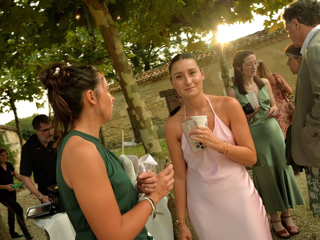 Le mariage de Brice et Raphaëlle à Brantôme, Dordogne 203