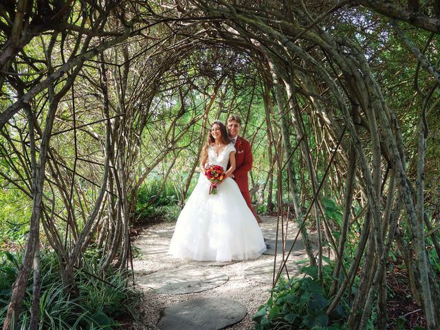 Le mariage de Mathew et Alison à Les Molières, Essonne 17