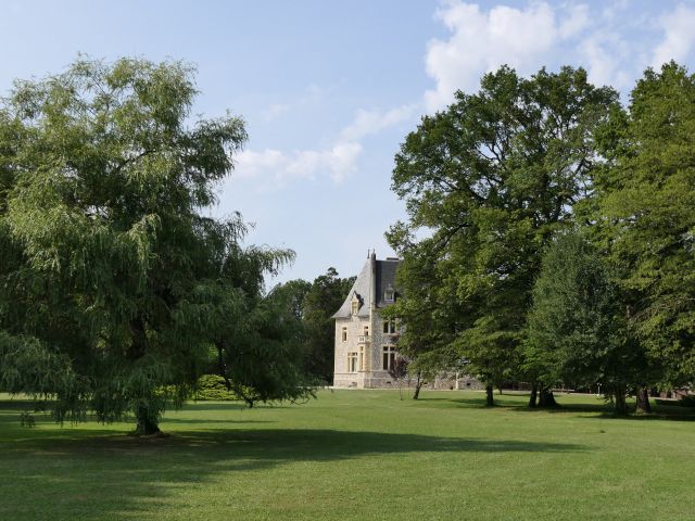 Le mariage de Thibaut et Valérie à Pougues-les-Eaux, Nièvre 4