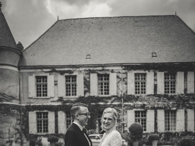 Le mariage de Kamil et Caroline à La Pacaudière, Loire 25