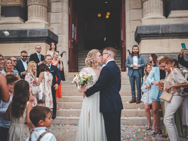 Le mariage de Kamil et Caroline à La Pacaudière, Loire 49