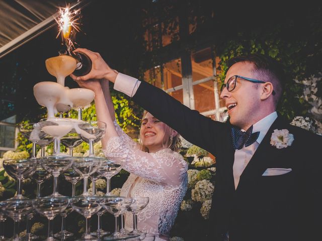 Le mariage de Kamil et Caroline à La Pacaudière, Loire 110