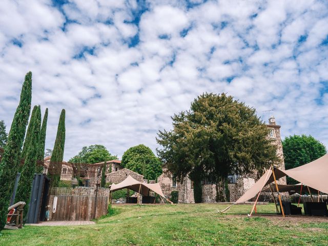 Le mariage de Emilien et Lauren à Sauxillanges, Puy-de-Dôme 2