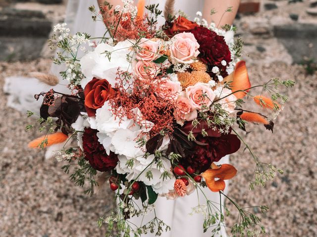 Le mariage de Emilien et Lauren à Sauxillanges, Puy-de-Dôme 26