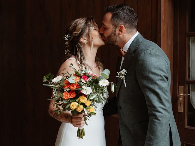 Le mariage de Joris et Charlotte à Riotord, Haute-Loire 16