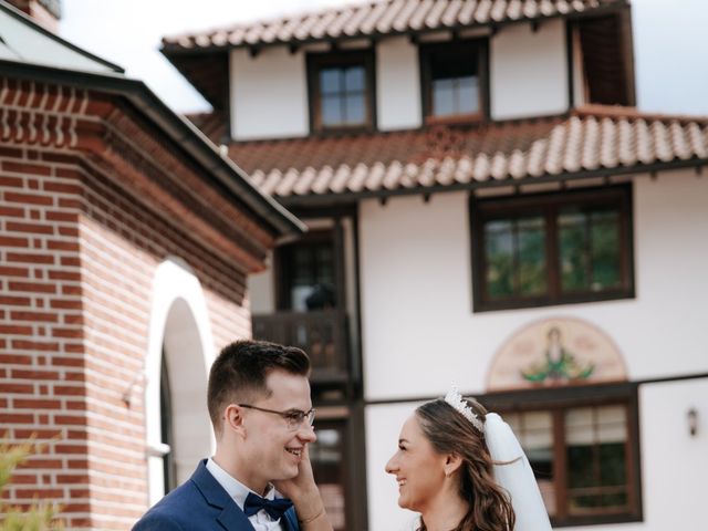 Le mariage de Marvin et Natalija à Saint-Jean-de-Maurienne, Savoie 13