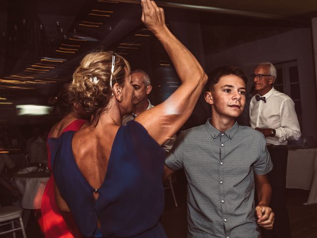 Le mariage de Cédric et Céline à Villetoureix, Dordogne 70