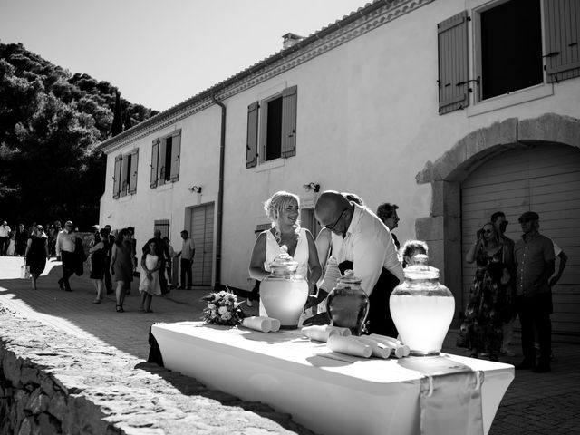 Le mariage de Jean François et Alexia à Coursan, Aude 16