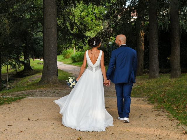 Le mariage de Nelly  et Brice  à Saint-Bonnet-de-Mure, Rhône 1