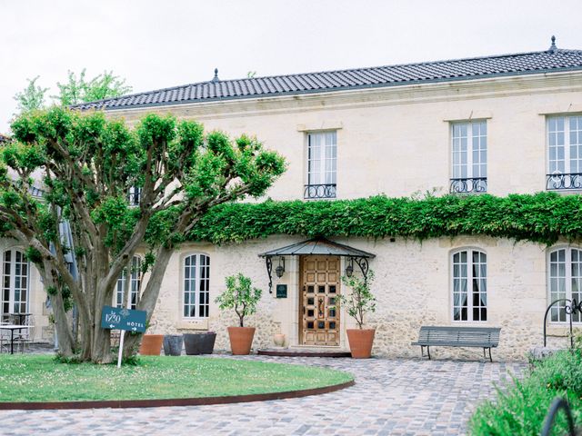 Le mariage de Julien et Julie à Saint-Médard-d&apos;Eyrans, Gironde 2