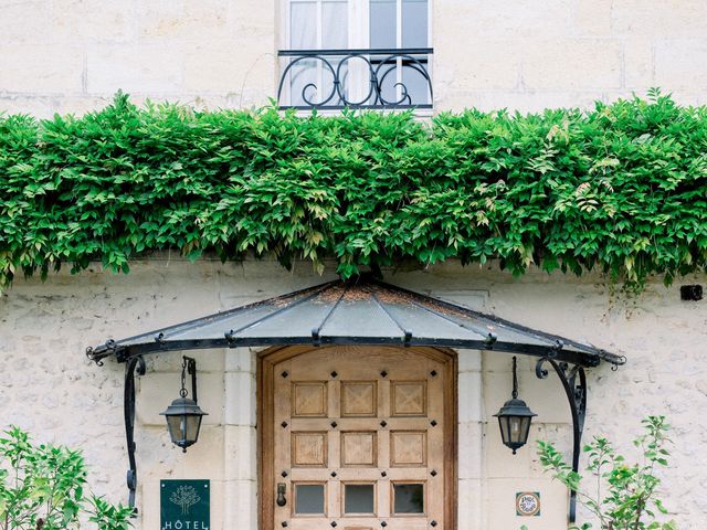 Le mariage de Julien et Julie à Saint-Médard-d&apos;Eyrans, Gironde 3