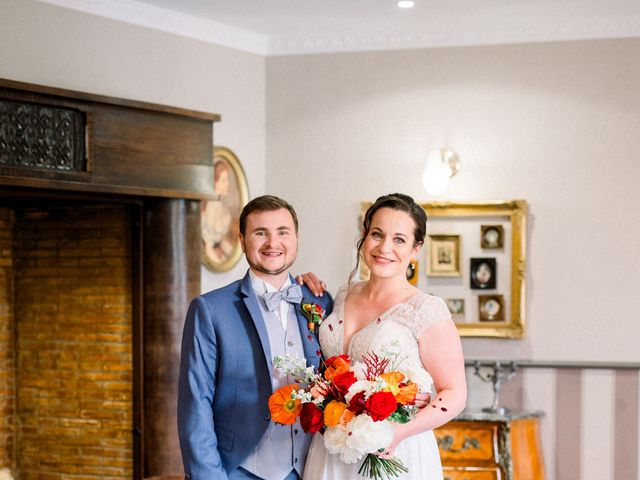 Le mariage de Julien et Julie à Saint-Médard-d&apos;Eyrans, Gironde 27