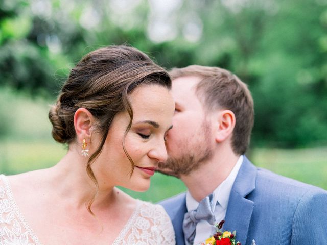 Le mariage de Julien et Julie à Saint-Médard-d&apos;Eyrans, Gironde 1