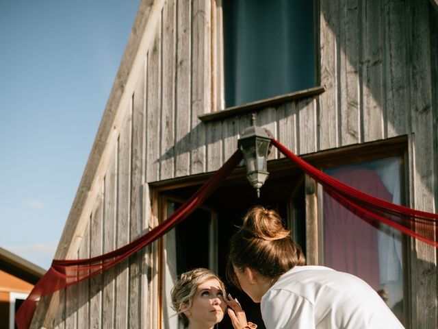 Le mariage de Gabriel  et Anais à Ouffières, Calvados 8