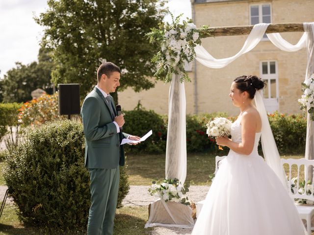 Le mariage de Cédric et Laura à Saint-Vigor-le-Grand, Calvados 25