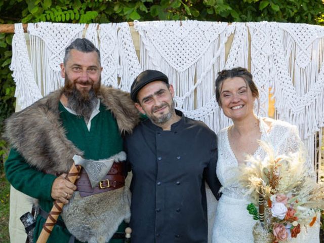 Le mariage de Christophe et Bérengère  à Saint-Sauveur-Lendelin, Manche 6