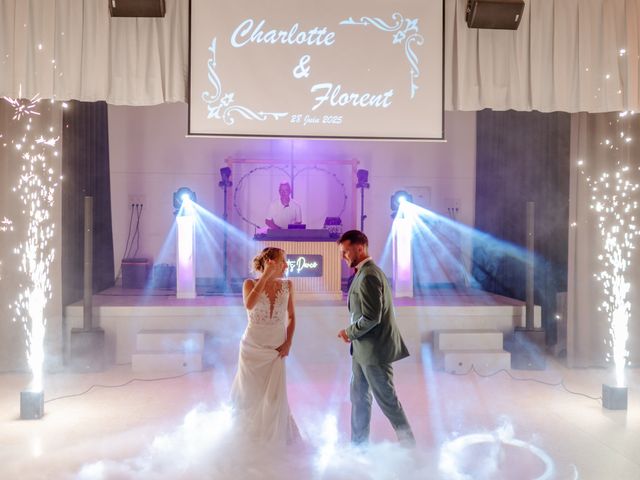 Le mariage de Florent et Charlotte à Monteux, Vaucluse 106