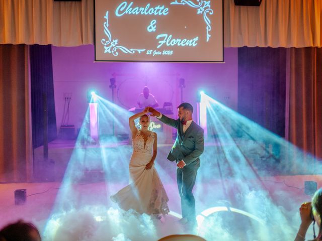 Le mariage de Florent et Charlotte à Monteux, Vaucluse 107