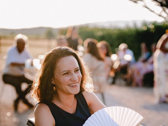 Le mariage de Fanny et Eric à Belleville-en-Beaujolais, Rhône 85