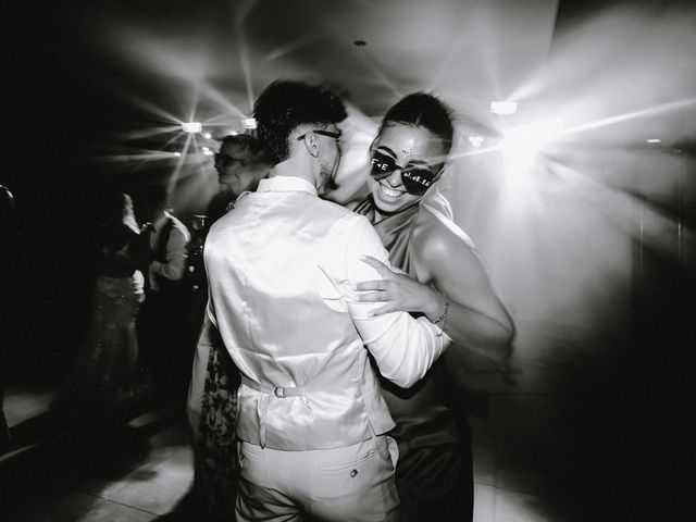 Le mariage de Fanny et Eric à Belleville-en-Beaujolais, Rhône 131