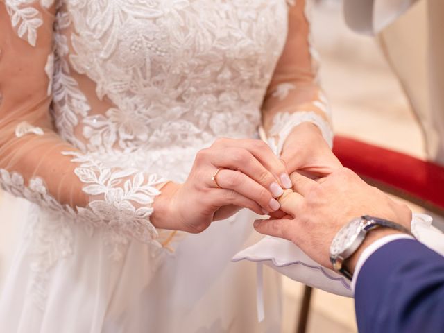 Le mariage de Arnaud et Albane à Caen, Calvados 55