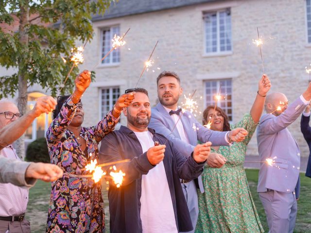 Le mariage de Arnaud et Albane à Caen, Calvados 85