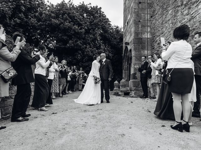 Le mariage de Aymeric et Gwenaelle à Ploumoguer, Finistère 16