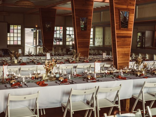 Le mariage de Christophe et Vanessa à Milhac-de-Nontron, Dordogne 32