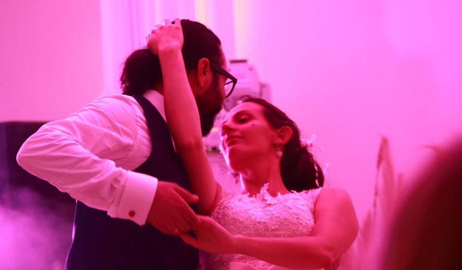 Le mariage de Dinesh et Violaine à Saint-Paul-Cap-de-Joux, Tarn