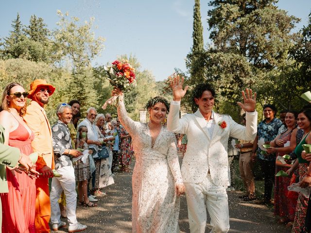 Le mariage de Emmanuel et Eva à Villeneuve, Ain 1