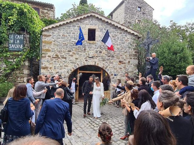 Le mariage de Julien et Marine à Les Vans, Ardèche 1