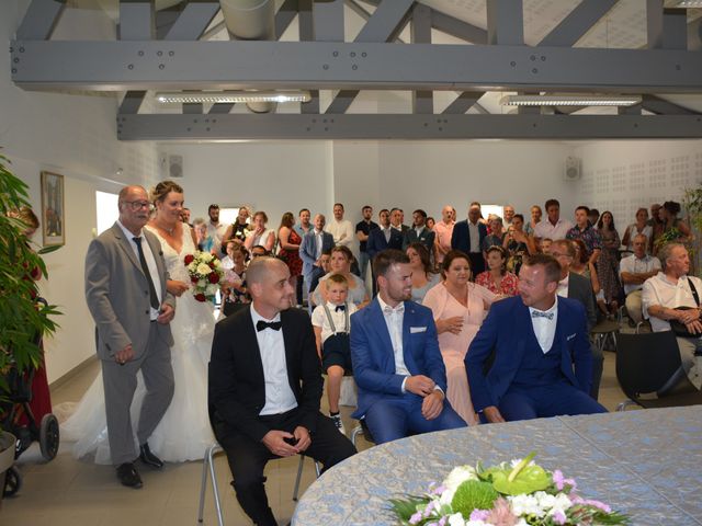 Le mariage de Marine et Jimmy à Saint-Jean-de-Marsacq, Landes 7