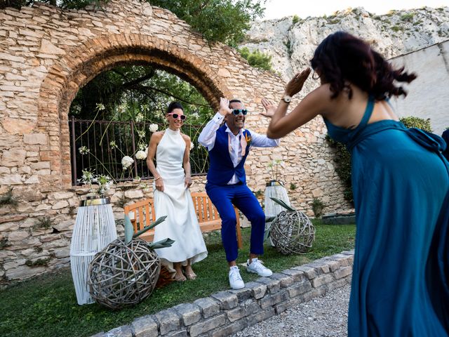 Le mariage de Mehdi et Céline à Orgon, Bouches-du-Rhône 21