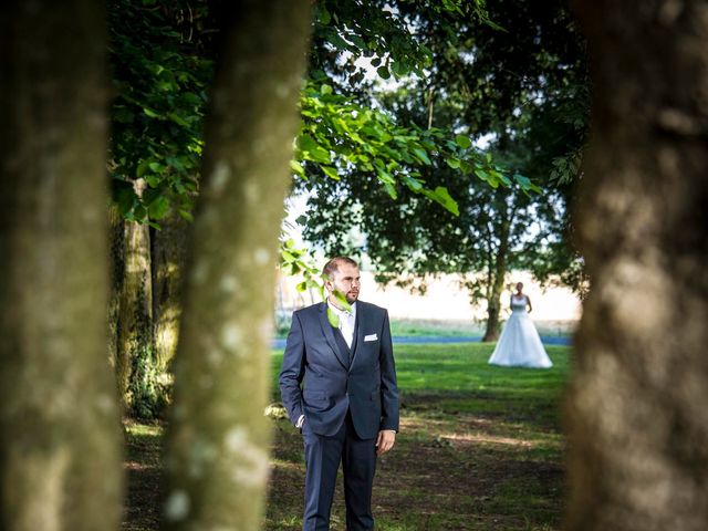 Le mariage de Emerick et Bérénice à Nieul-sur-l&apos;Autise, Vendée 11