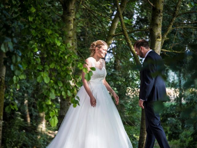 Le mariage de Emerick et Bérénice à Nieul-sur-l&apos;Autise, Vendée 15