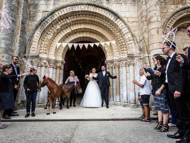 Le mariage de Emerick et Bérénice à Nieul-sur-l&apos;Autise, Vendée 30