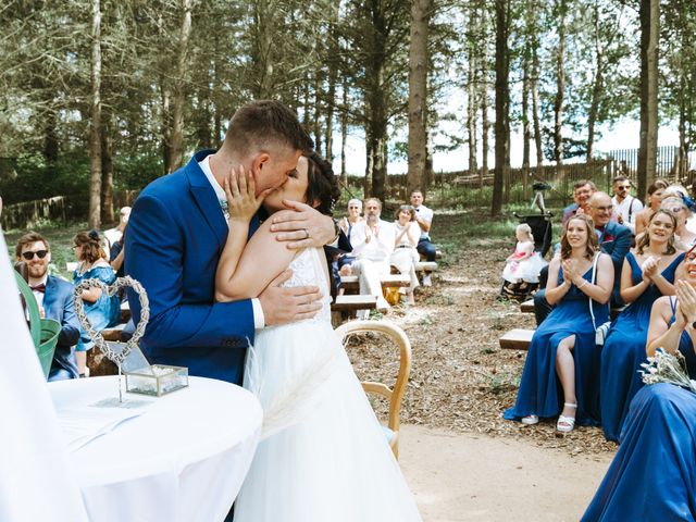 Le mariage de Quentin et Anna à Montrevault-sur-Èvre, Maine et Loire 33