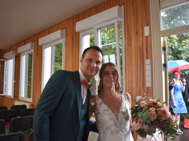 Le mariage de Simon et Julie à Hautvillers, Marne 10