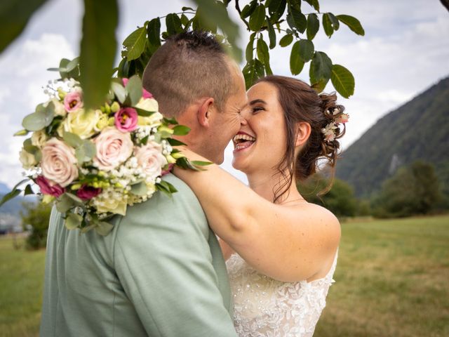 Le mariage de Aurore et Gregory à Cornier, Haute-Savoie 14