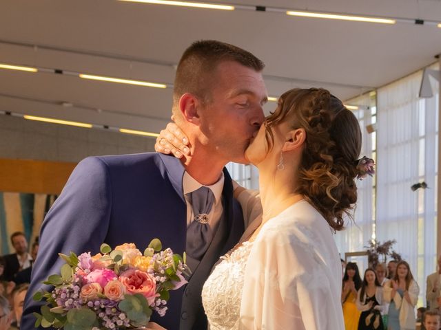 Le mariage de Mickaël et Servane à Lanester, Morbihan 32
