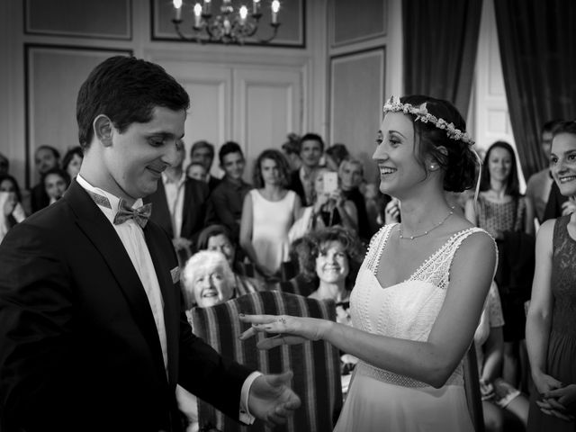 Le mariage de Alexandre et Nina à La Bussière, Loiret 2