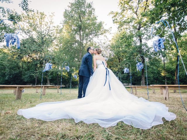 Le mariage de Florian et Aurélie à Bords, Charente Maritime 13